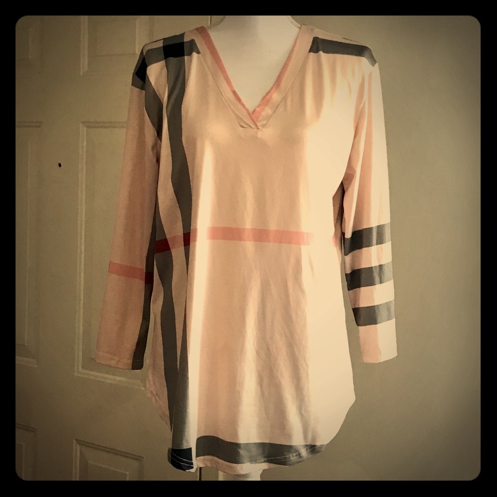 Non-branded long sleeve top